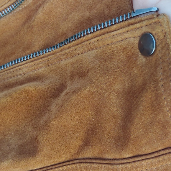 BlankNYC Genuine Suede Moto Jacket w/ Quilted Shoulder & Sleeve, Cognac, EUC - Picture 13 of 15